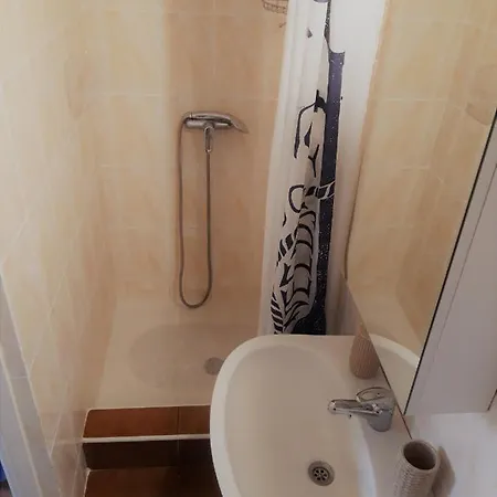 Newly Refurbished With Patio * Timisoara